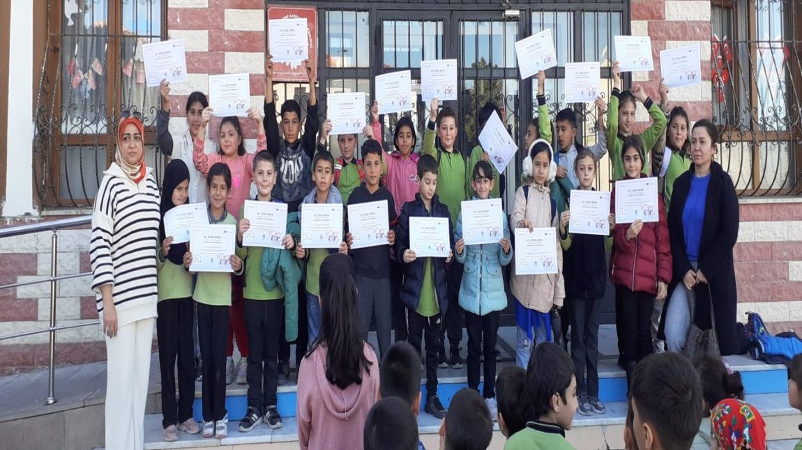 Abdulhakhamit İlkokulu Codeweek 2024 Etkinlikleri